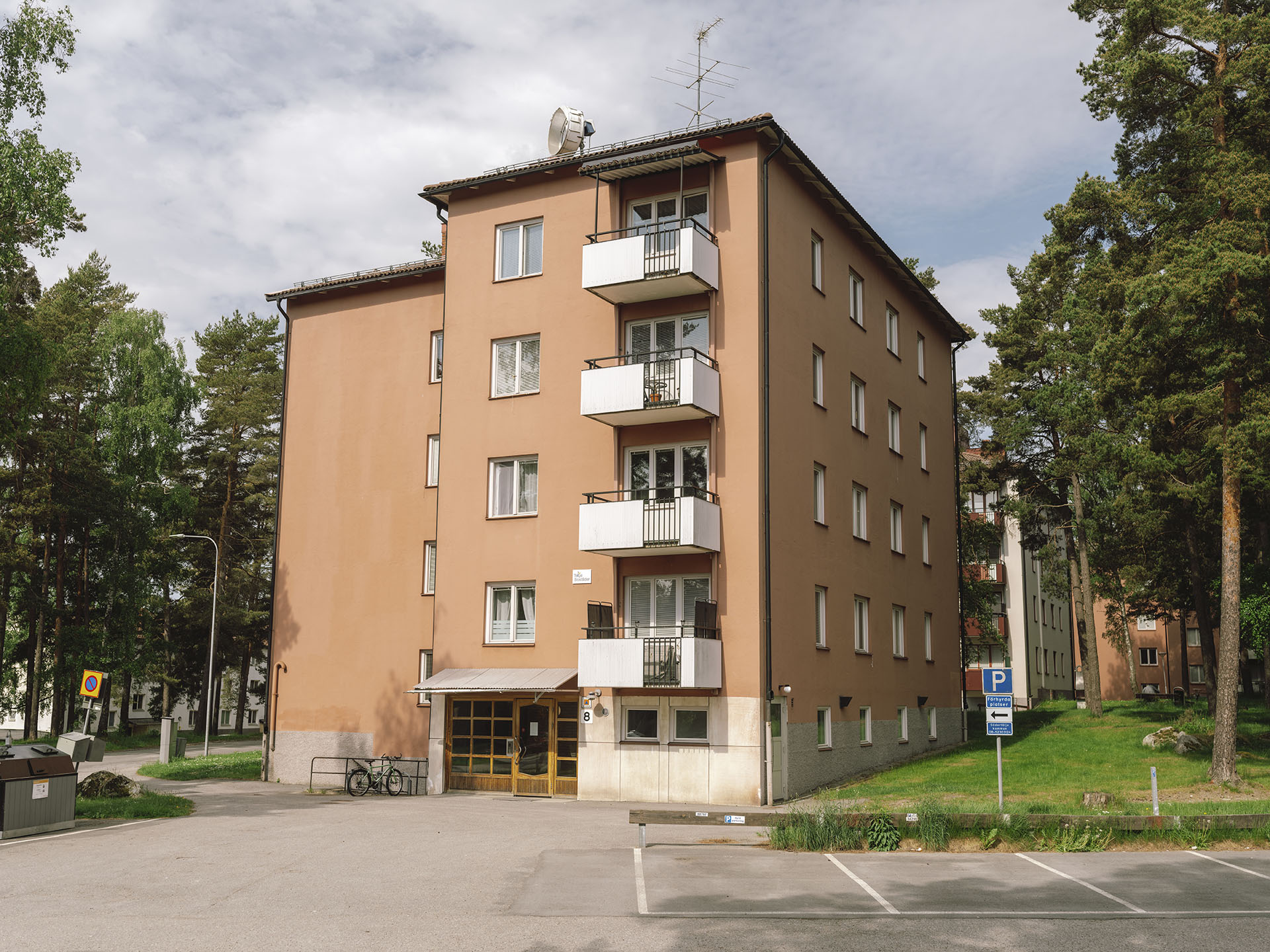 2 rum och kök, Rosenlund — 7 047 kr/mån — bild 4