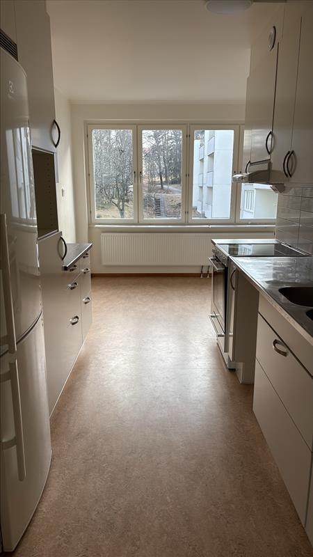 2 rum och kök, Västra Blombacka — 10 960 kr/mån — bild 2